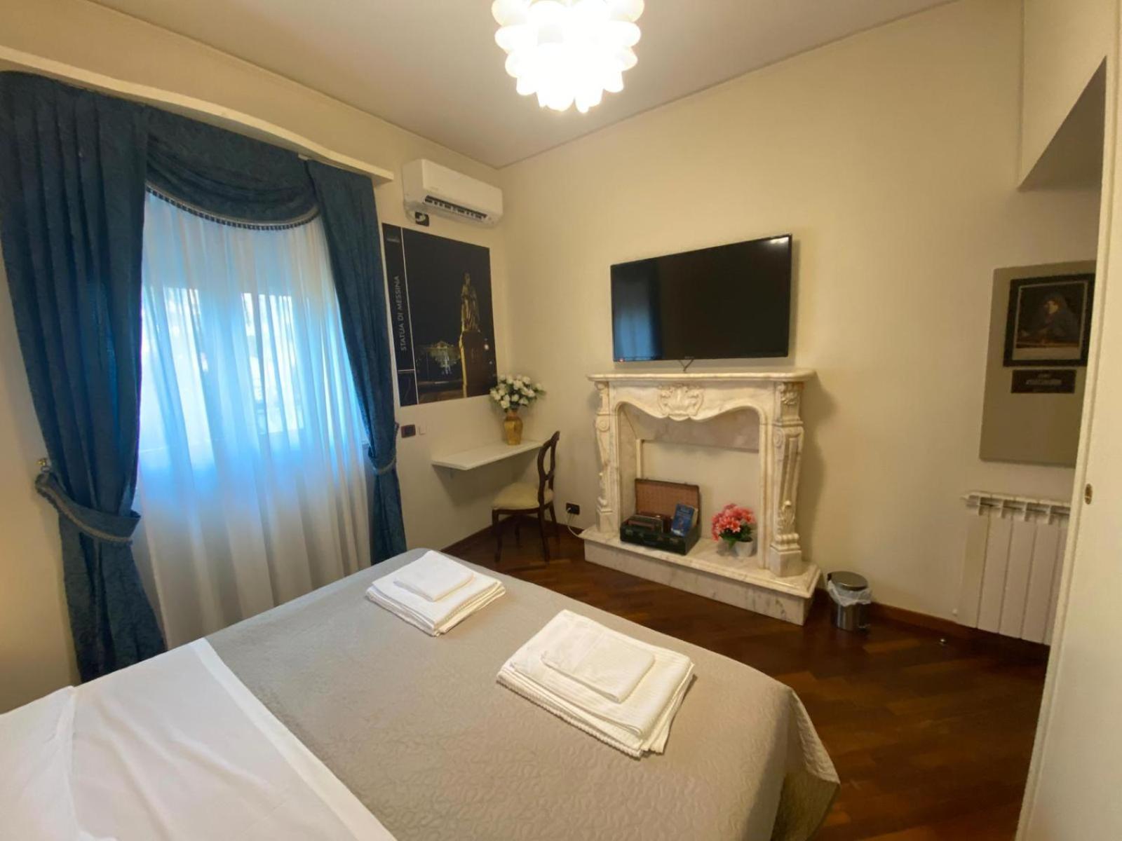 CASA BATTISTI MESSINA bellissimo appartamento in centro città ideale per FAMIGLIE o GRUPPI DI AMICI - max 3 camere, max 8 persone Exterior foto